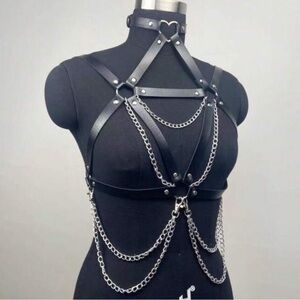 PU Leather Heart Collar Choker Chain Layered Harness Belt